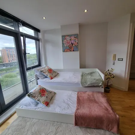 Modern 1br - Stylish - Luxury Skyline Views Lägenhet *