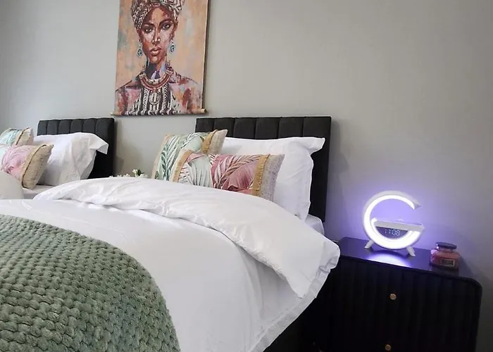 Modern 1br - Stylish - Luxury Skyline Views * Leeds (West Yorkshire)